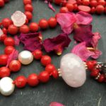 Aroma- Mala  rote Koralle, Perle, Rosenquarz