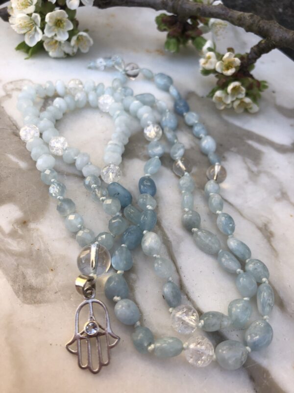 Mala "Healing Hand" aus Aquamarin